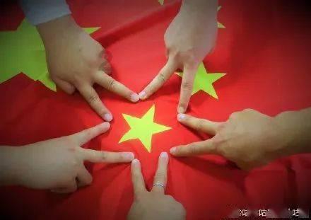 一面锦旗的背后,是“孝老之城”蕴藏的温度